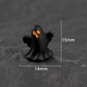 4 # Black trumpet ghost