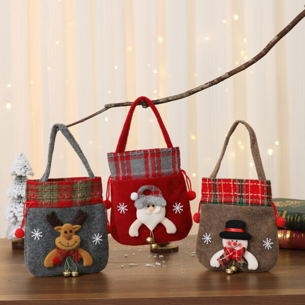 Wholesale Non-woven Christmas Gift Bags with Bells Cartoon Santa for Kids