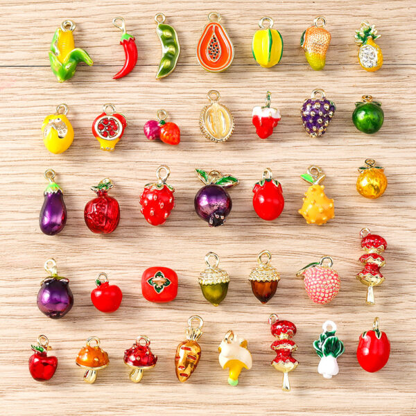 Wholesale Trendy Faux Fruit Vegetable Pendant Charms 5 Pack Zinc Alloy DIY Jewelry Accessories in Purple Radish