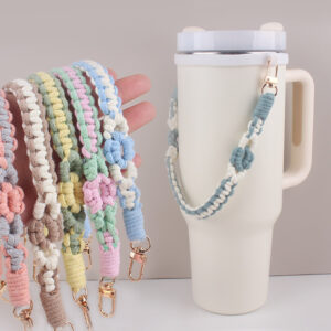oly-0cba655355e8f209b8dae353c4585c2b Wholesale Handmade Crochet Flower Cup Sleeve Cotton Fashion Accessory for Water Bottle