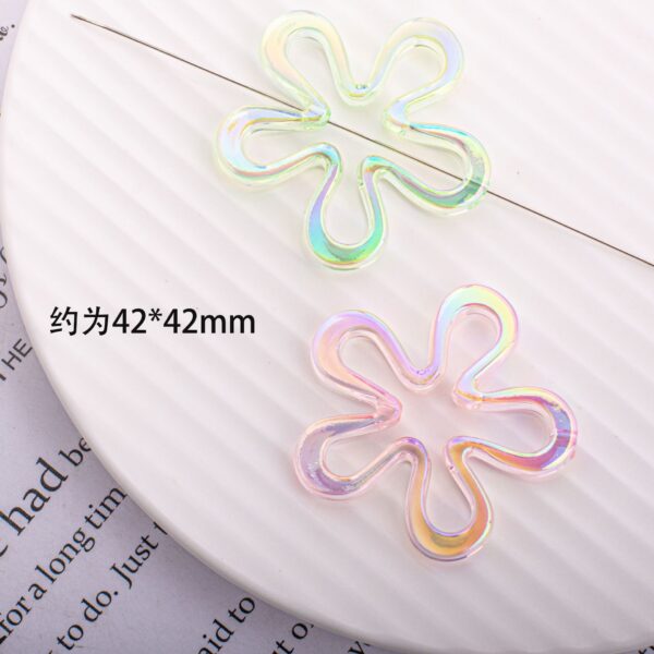 oly-0ce6f550db1bf00ad911581278def277 Wholesale Light Luxury Acrylic Flower Beads UV Plated DIY Jewelry Accessory for Bag Charm Keychain Boutique Resale