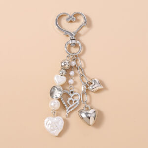 Silver pearl heart