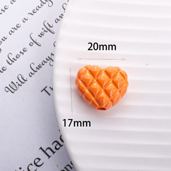 oly-0df66fcdac5bf152d1068359c5beabfd Wholesale Heart Cutout Grid Acrylic Beads Trendy DIY Jewelry Making Kit Fashion Accessory Gift for Resale