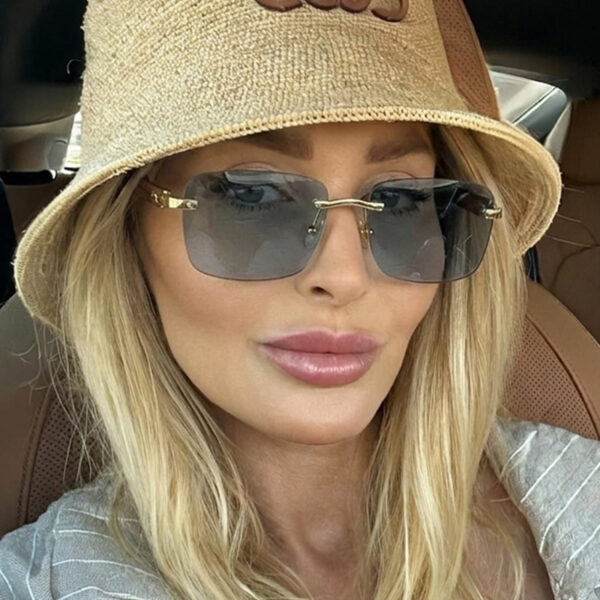 oly-0f88547311a296c4d201a43134284f45 Wholesale Modern Frameless Square Sunglasses Gold Frame Gray Lenses UV400 Outdoor Holiday Style