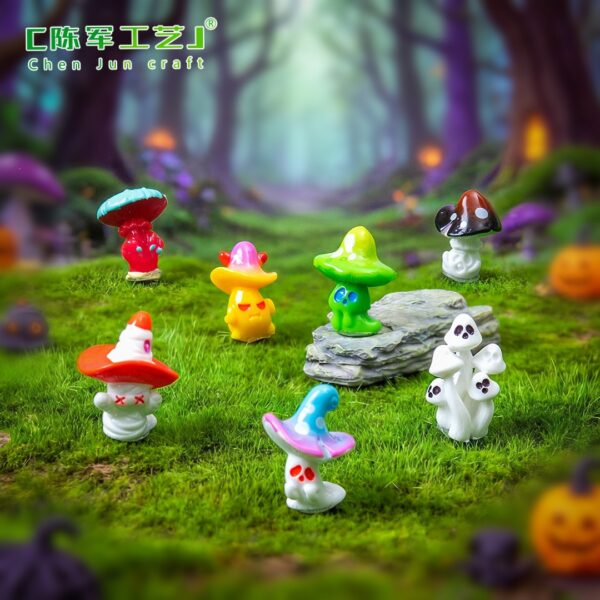 Wholesale Halloween Ghost Mushroom Resin Ornament for Garden DIY Miniature Landscape Decor