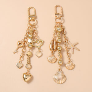 Wholesale Ocean Beach Themed Resin Keychain with Shell and Starfish Beads Boutique Resale Accessory