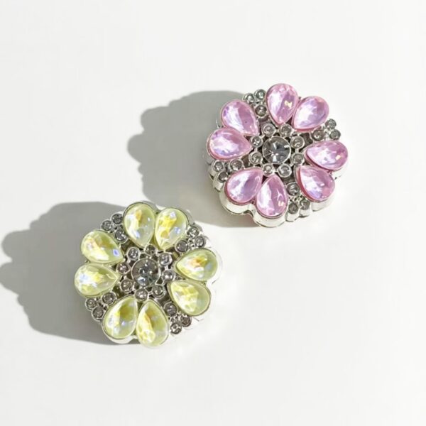 oly-114e38d7660342f61f94e29827ddf089 Wholesale Alloy Double Sided Flower Pot Beads DIY Phone Strap Keychain Bag Charm Fashion Accessory for Boutique Resale