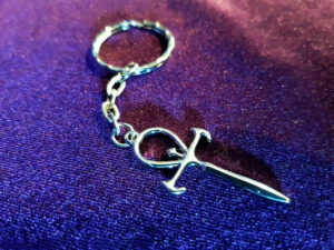 Wholesale European Gothic Cross Keychain Alloy Fashion Accessory for Boutique Resale