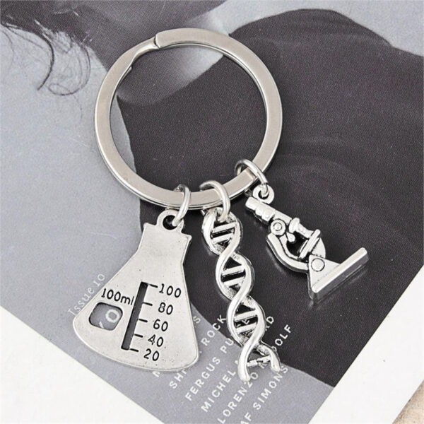 oly-151452b1baa4604e5dbf429fa373db0a Wholesale Alloy Flask Microscope DNA Biologist Keychain Pendant Trendy Gift for Colleagues