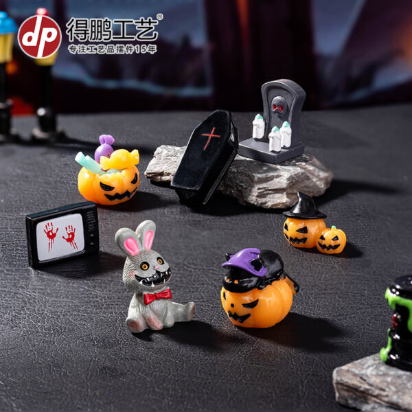 oly-1522071ba0e6a74787d336036b750fa4 Wholesale Halloween Resin Mummy Skull Rabbit Ghost Pumpkin Ornament - European Style Home Decor
