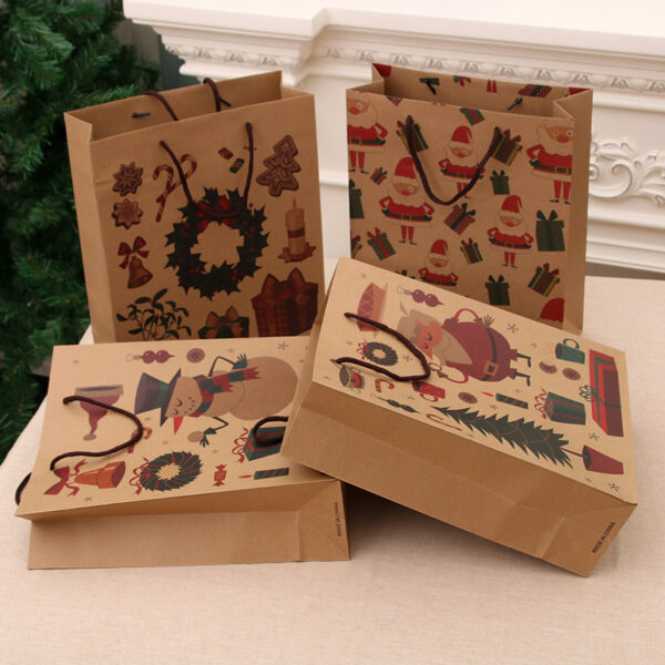 Wholesale Christmas Kraft Paper Gift Bags Medium Size Boutique Resale