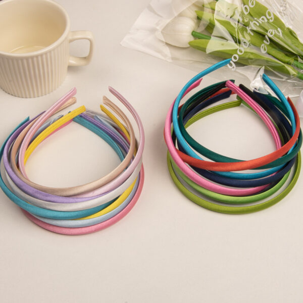 oly-1932ee523336d372fef5dab592abda36 Wholesale Retro Candy Color Satin Headband Chic Hair Accessory for Everyday Styling