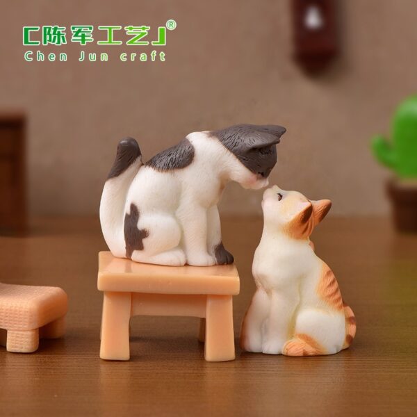 Wholesale Chinese Style Cute Kitten Resin Figurine - Animal Desktop Decor, Trendy Home Accent Gift for Boutique