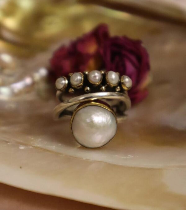oly-19ea9985d1846db054011e0a46a8b784 Wholesale Retro Geometric Pearl Open Ring Gold Jewelry Accessory Boutique Gift