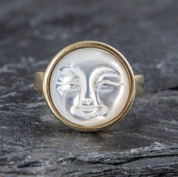 oly-1b6126b209579c782f8e8bfd48779298 Wholesale Retro Face Ring Gold Alloy Adjustable Jewelry Accessory Gift