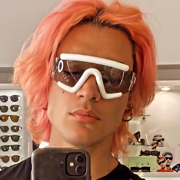 Wholesale Trendy Large Frame Windproof Cycling Sunglasses UV400 for Outdoor Sports and Skiing
