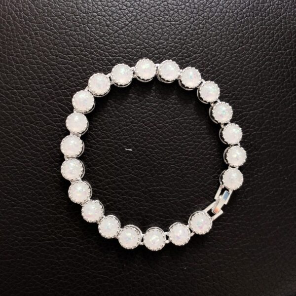 oly-1c0a0dfdc3e7e1b6d68d5ac0f9a9857d Wholesale Women's Silver Tone Opal Bracelet Alloy Electroplated Boutique Resale