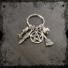 Wholesale Gothic Wicca Keychain Set Alloy Broom Cauldron Dagger Cup Pentagram Key Ring Gift Accessory