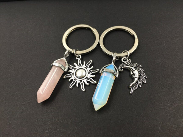Wholesale 2 Pcs European Style Sun and Moon Alloy Keychain Decorative Key Ring for Bag Charm