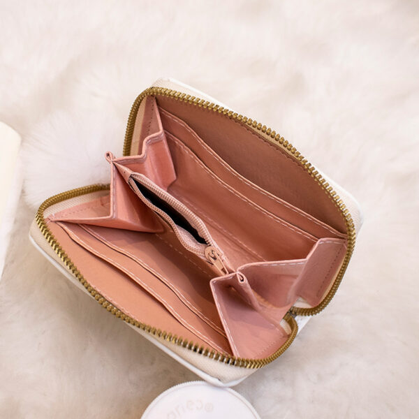 Wholesale Pu Leather Embroidered Short Wallet with Zipper Card Holder - Trendy Casual Purse for Women
