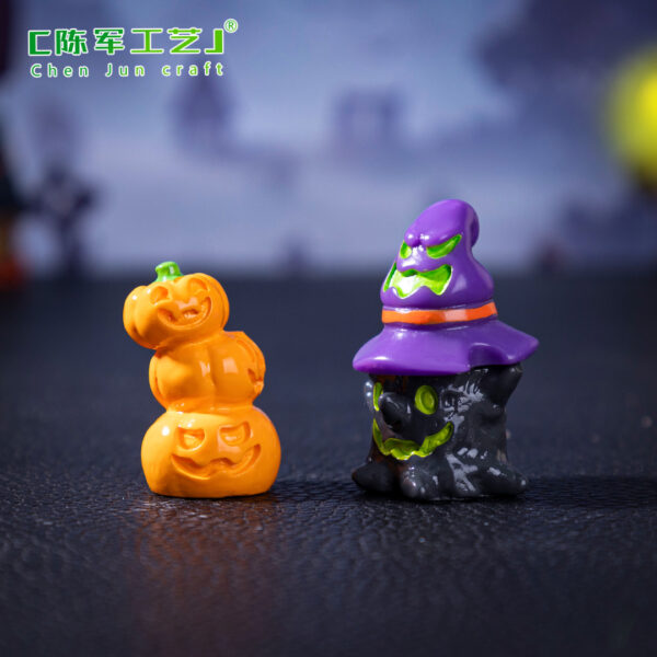 Wholesale Resin Halloween Pumpkin Ghost Figurines DIY Decorative Accent for Home Decor Party Favors