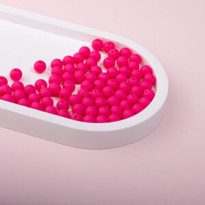 Y103 Rose Red / 6mm, aperture is about 1mm (about 165 pieces in a pack of 20g)