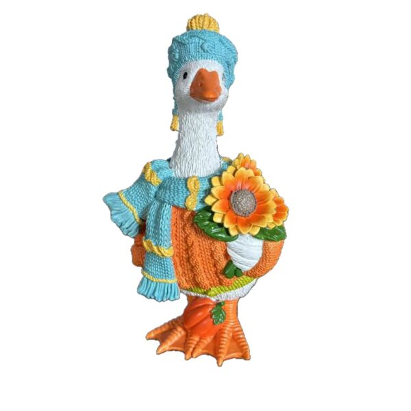 Wholesale Autumn Harvest Duck Resin Ornament - Stylish Home Decor Accent for Casual or Gift Use