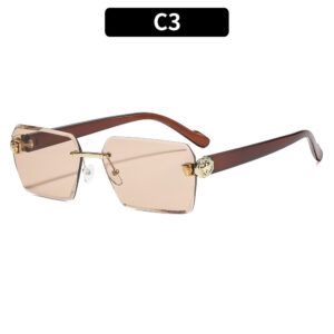 C3 - Gold-framed Champagne
