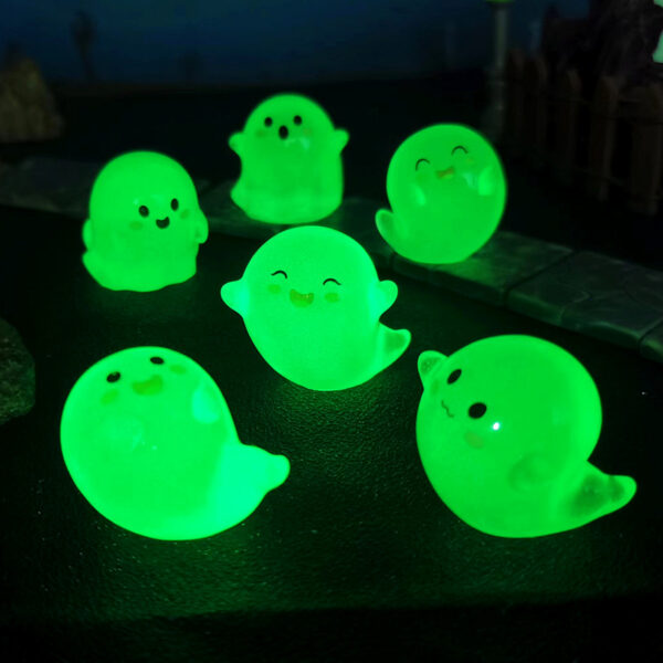 oly-24b7cdd298bcddb454d3afbb19176ac6 Wholesale Resin Halloween Glowing Ghost Ornament DIY Desktop Decor Party Favor Gift