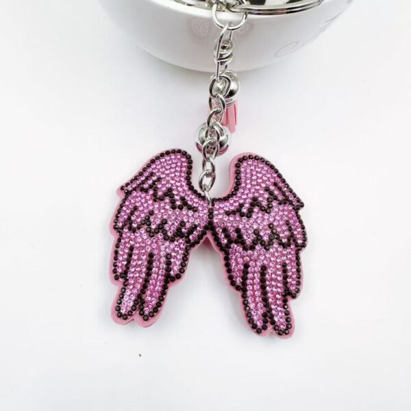 Wholesale Angel Wing Rhinestone Keychain Zinc Alloy Decorative Accessory for Bag or Gift