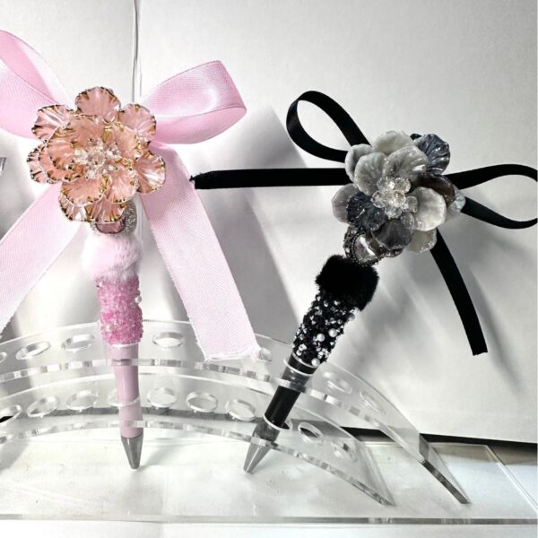 oly-26153a0a6eb3503ecc343dd538b1a237 Wholesale Floral Bow Beaded Pen and Phone Chain Trendy DIY Jewelry Accessory Gift