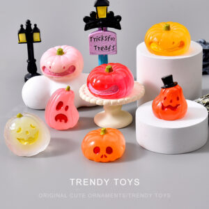 Wholesale Halloween Glow-in-the-Dark Pink Pumpkin Resin Desktop Car Ornament - Trendy Gift