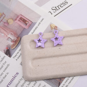 Hollow five-pointed star pendant-purple