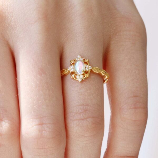 Wholesale Women's Vintage Opal Ring 14K Gold Plated Carved Hollow Geometric Design Engagement Gift Fashion Accessory