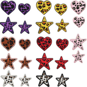 A set of 24 pieces
