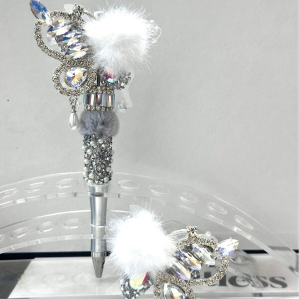 oly-2d560b4b98aea7bade3057abc1daa4ee Wholesale Butterfly Design Silver Rhinestone Beaded Charm Fashion Accessory for Bag Car Pen