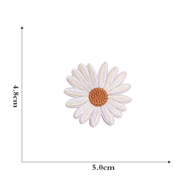 Wholesale Polyester Embroidered Iron-On Patches for Sweaters Decorative DIY Accessory