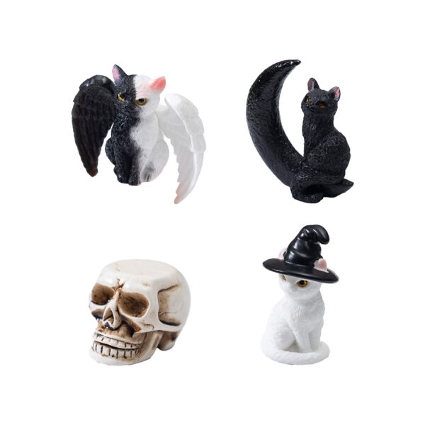 Wholesale Halloween Black and White Twin Cat Resin Figurine, Decorative Desktop Accent