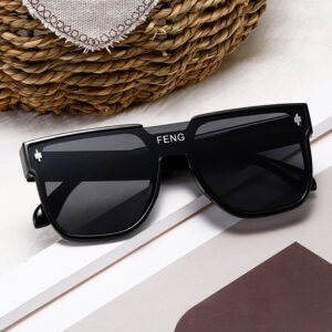 Black frame, grey lens
