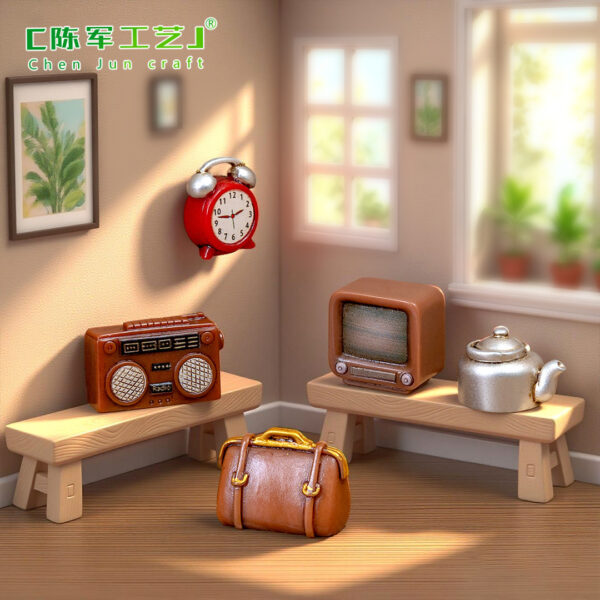 oly-2fb4e2ec8bc661fc4e30edbf69f3d201 Wholesale Retro TV Resin Decorative Accent Dollhouse Miniature Accessory Gift