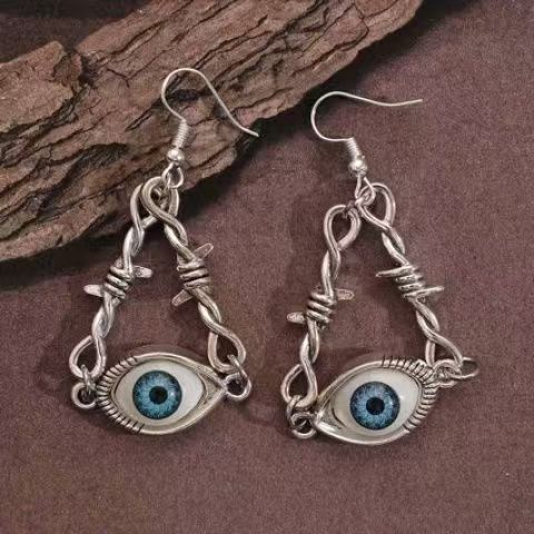 Wholesale Vintage Gothic Triangular Evil Eye Earrings Zinc Alloy Trendy Fashion Accessory for Casual Wear