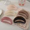 oly-319ea05f477c948b67e6e61c7cbbd9d8 Wholesale Crescent Moon Hair Clip Stylish Fashion Accessory for Everyday Styling Boutique Resale