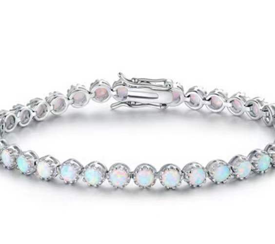 oly-328852b3f5071979db29dac51f43ff7d Wholesale Women's Silver Tone Opal Bracelet Alloy Electroplated Boutique Resale