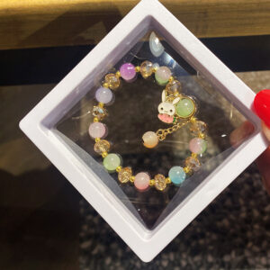 Pink radish rabbit ice through bracelet boxed