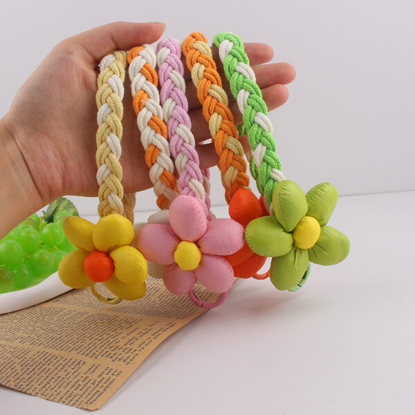 oly-3811eeada73e72c85052738cae384f5e Wholesale Sweet Flower Phone Lanyard Cotton Rope Wrist Strap Keychain Fashion Accessory Gift