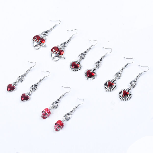 oly-398b4d49803f4cb0af6598064fb94357 Wholesale Gothic Halloween Heart Cross Pendant Earrings Zinc Alloy Electroplated Party Jewelry
