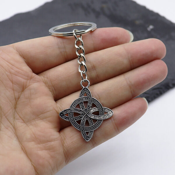 Wholesale Silver Metal Celtic Knot Keychain Pendant Car Key Accessory Gift