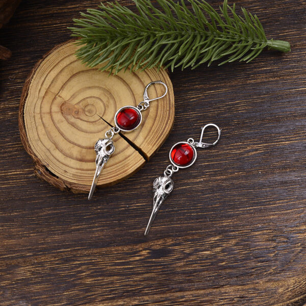 oly-3a80c91f070bdd5ca74fdb6f0baf33f5 Wholesale Antique Silver Zinc Alloy Geometric Crow Pendant Earrings Fashion Accessory