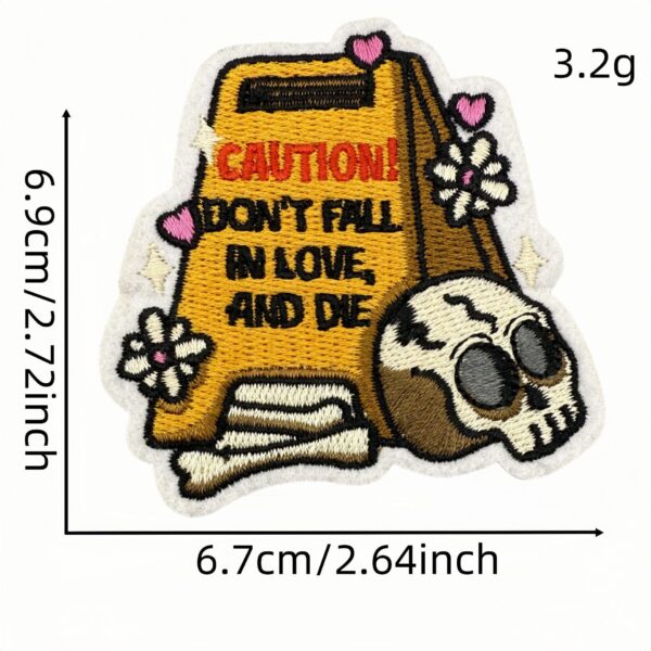 Wholesale DIY Accessory Trendy Cartoon Skull Iron-On Embroidery Patch for Bags and Clothing