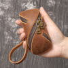 Wholesale Retro Crazy Horse Leather Key Pouch Multifunctional Cowhide Zipper Coin Purse for Everyday Carry Boutique Resale